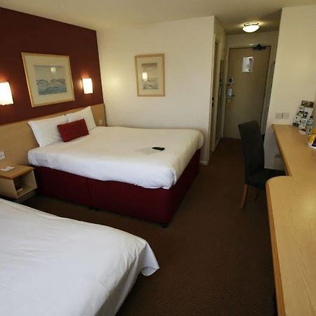 Birchanger Days Inn By Wyndham London Stansted Airport מראה חיצוני תמונה