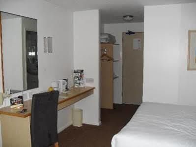Birchanger Days Inn By Wyndham London Stansted Airport מראה חיצוני תמונה