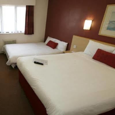 Birchanger Days Inn By Wyndham London Stansted Airport מראה חיצוני תמונה